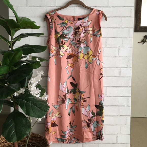 The Limited Dresses & Skirts - The Limited Peach Floral Dress
